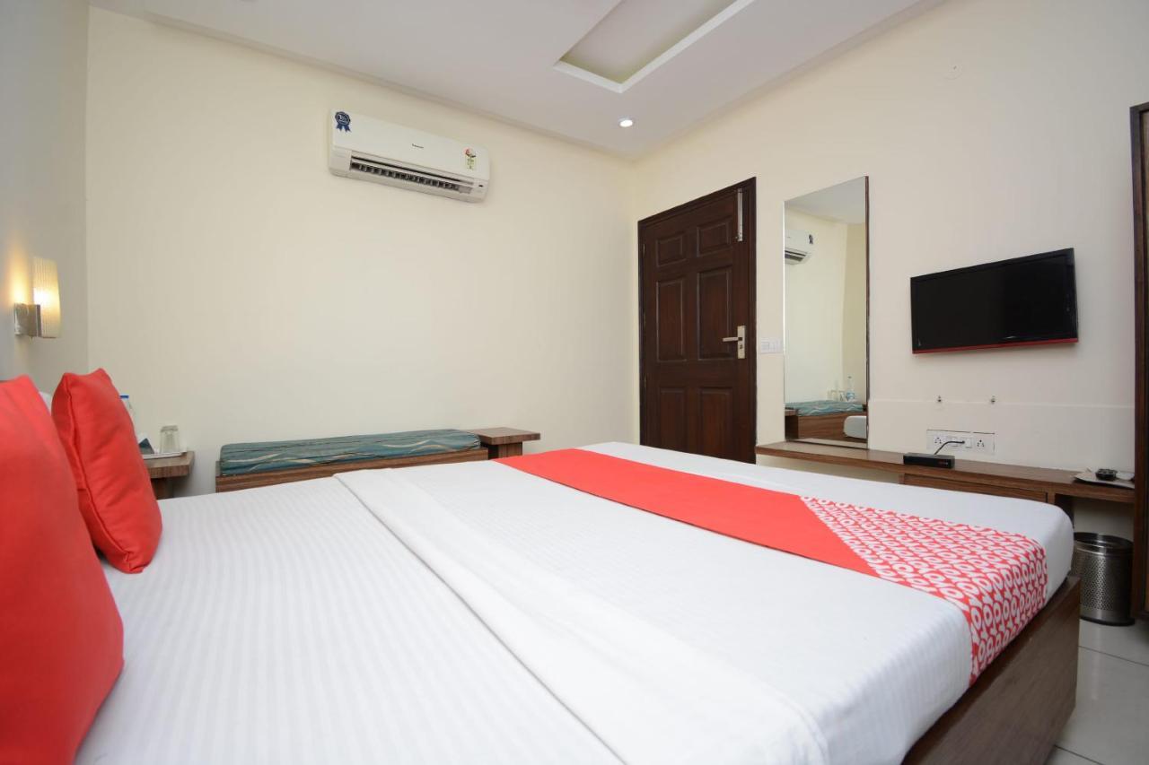 Oyo 5478 Skippers Inn Λουντιάνα Εξωτερικό φωτογραφία